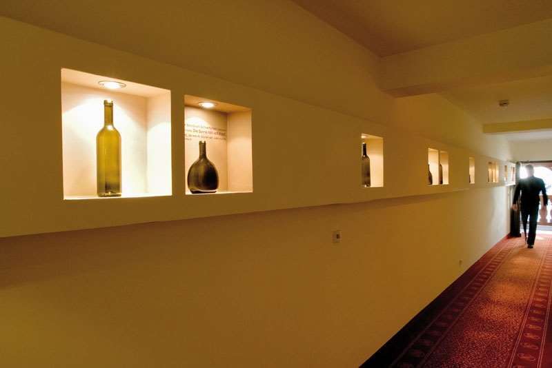 Romantik Hotel Zur Schwane Volkach Bagian luar foto